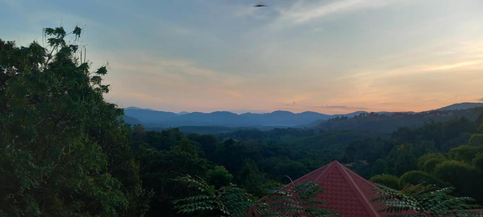 Tafelberg Detached With Swimming Pool Chiang Rai